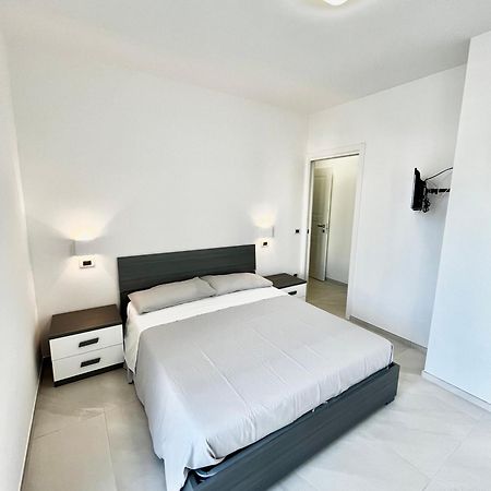 Sun Beach Apartment - New Сан-Бенедетто-дель-Тронто Экстерьер фото