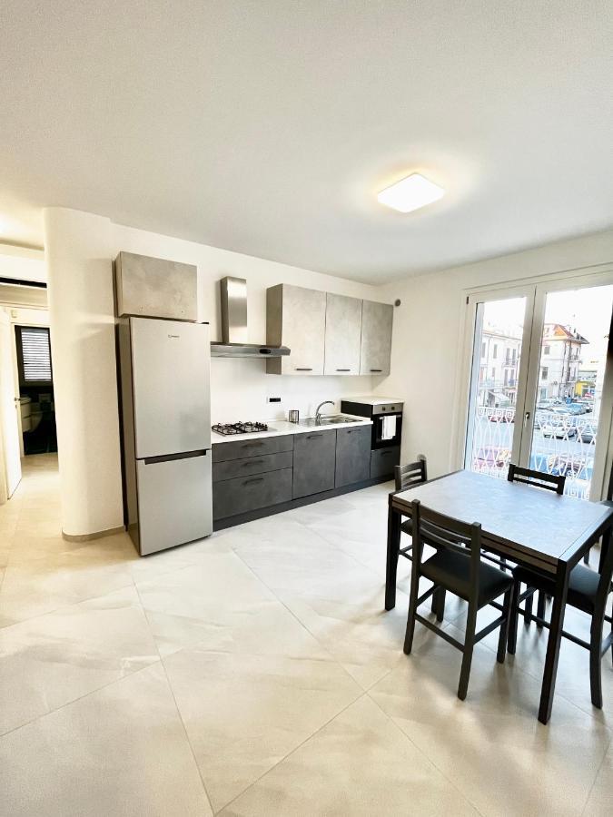 Sun Beach Apartment - New Сан-Бенедетто-дель-Тронто Экстерьер фото