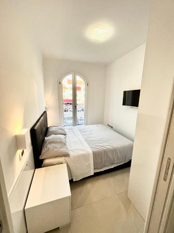 Sun Beach Apartment - New Сан-Бенедетто-дель-Тронто Экстерьер фото