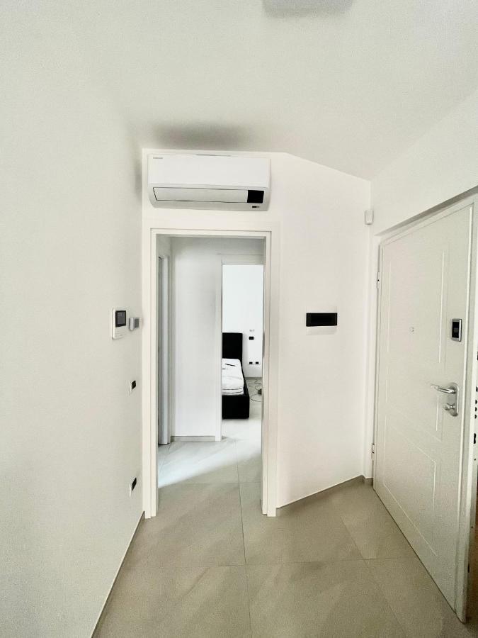 Sun Beach Apartment - New Сан-Бенедетто-дель-Тронто Экстерьер фото